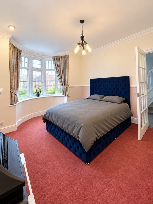 Room Pottery Road in Sandwell