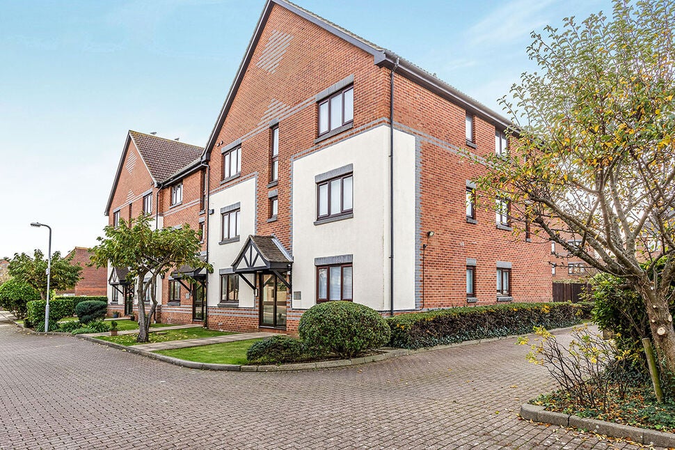 Flat Armory Lane in Portsmouth