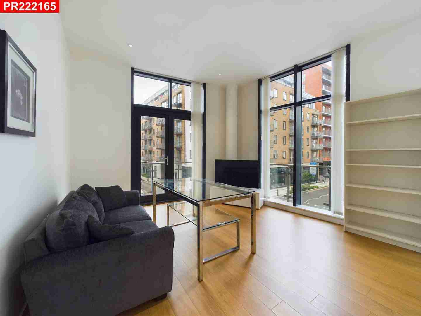 Flat Seven Sea Gardens in Greater London