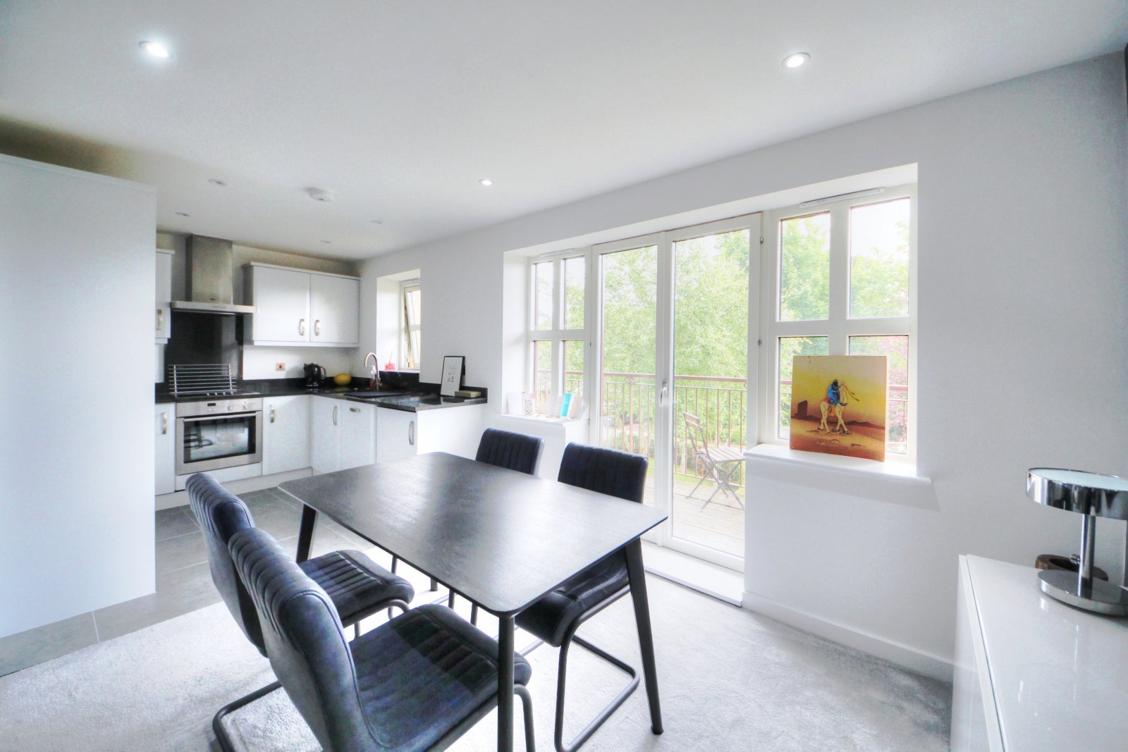 Flat Fairfax Court in Southampton