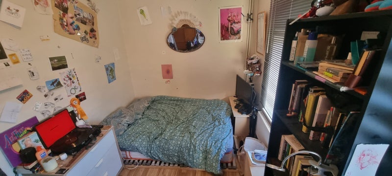 Room Staveley Close in Greater London