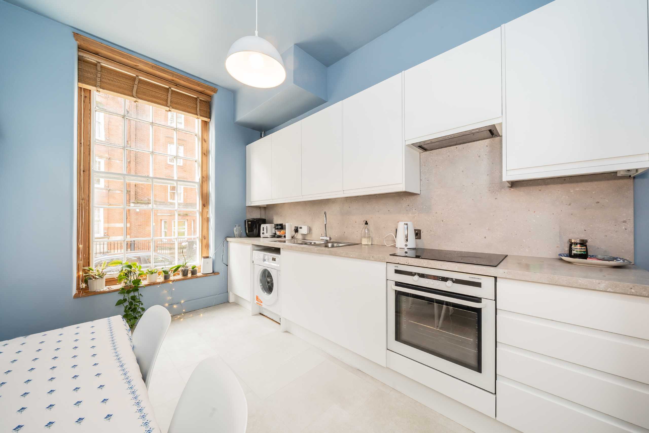 Flat Tavistock Place in Greater London