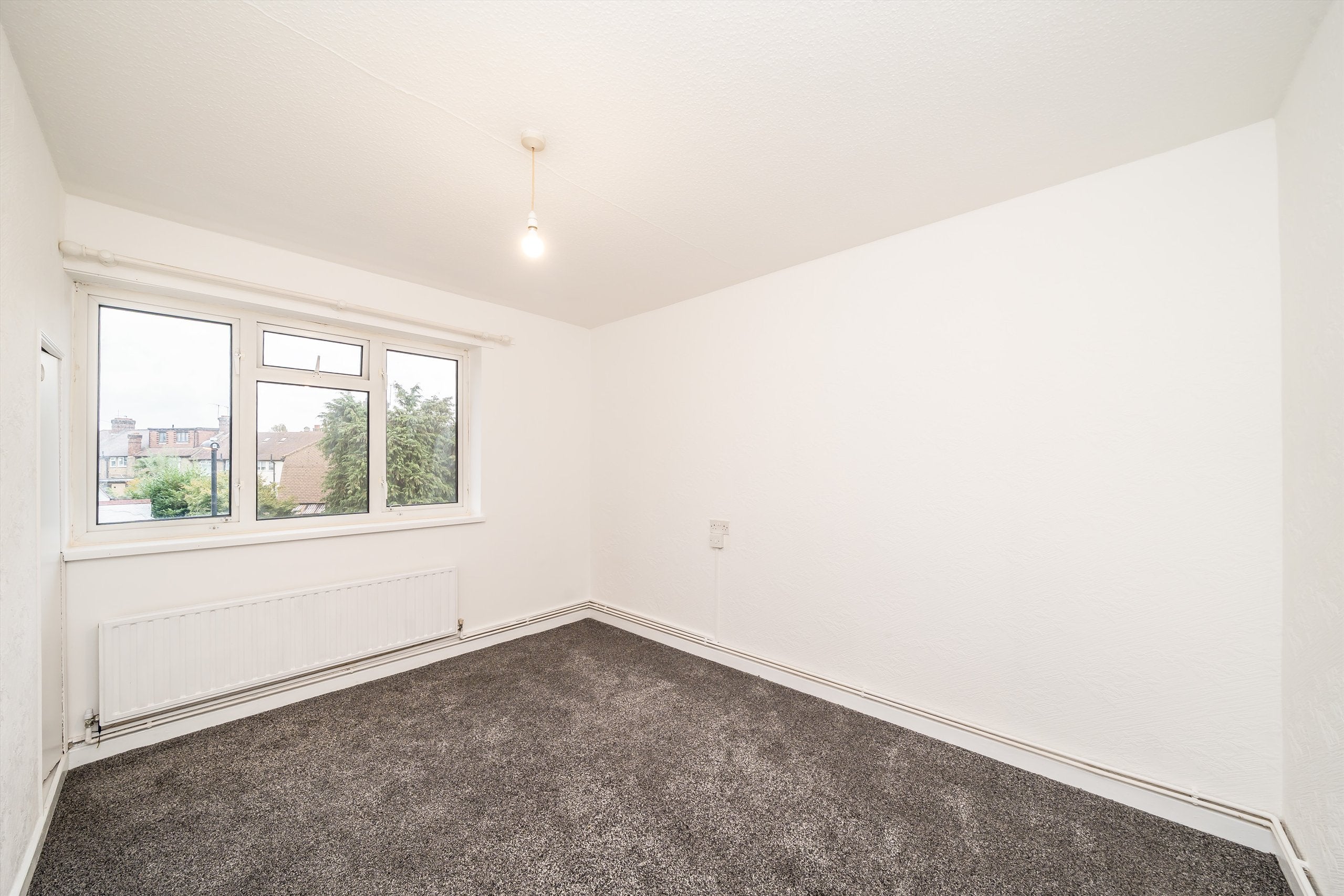 Flat Balder Rise in Greater London