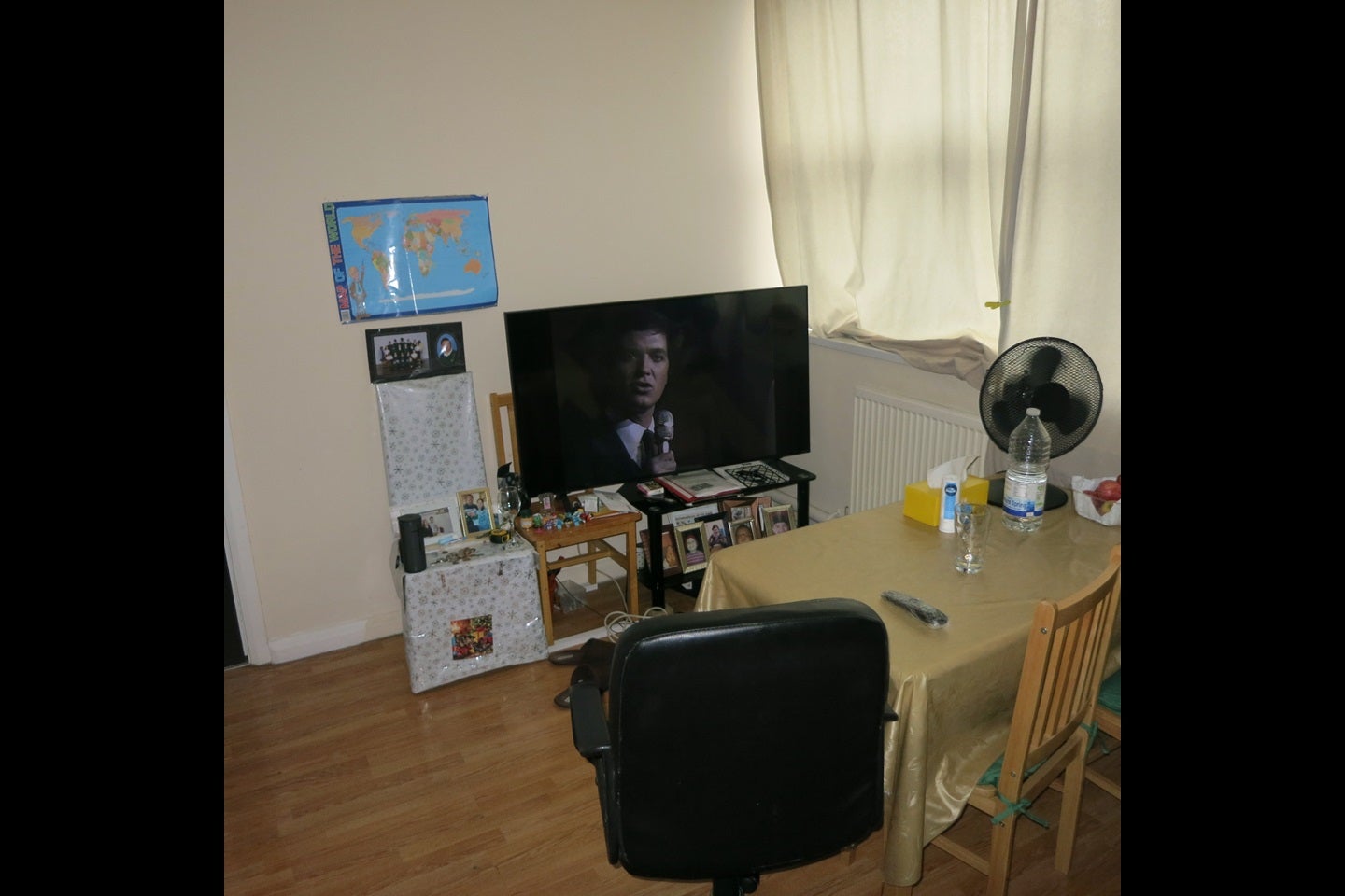 Flat Holcombe Road in Greater London