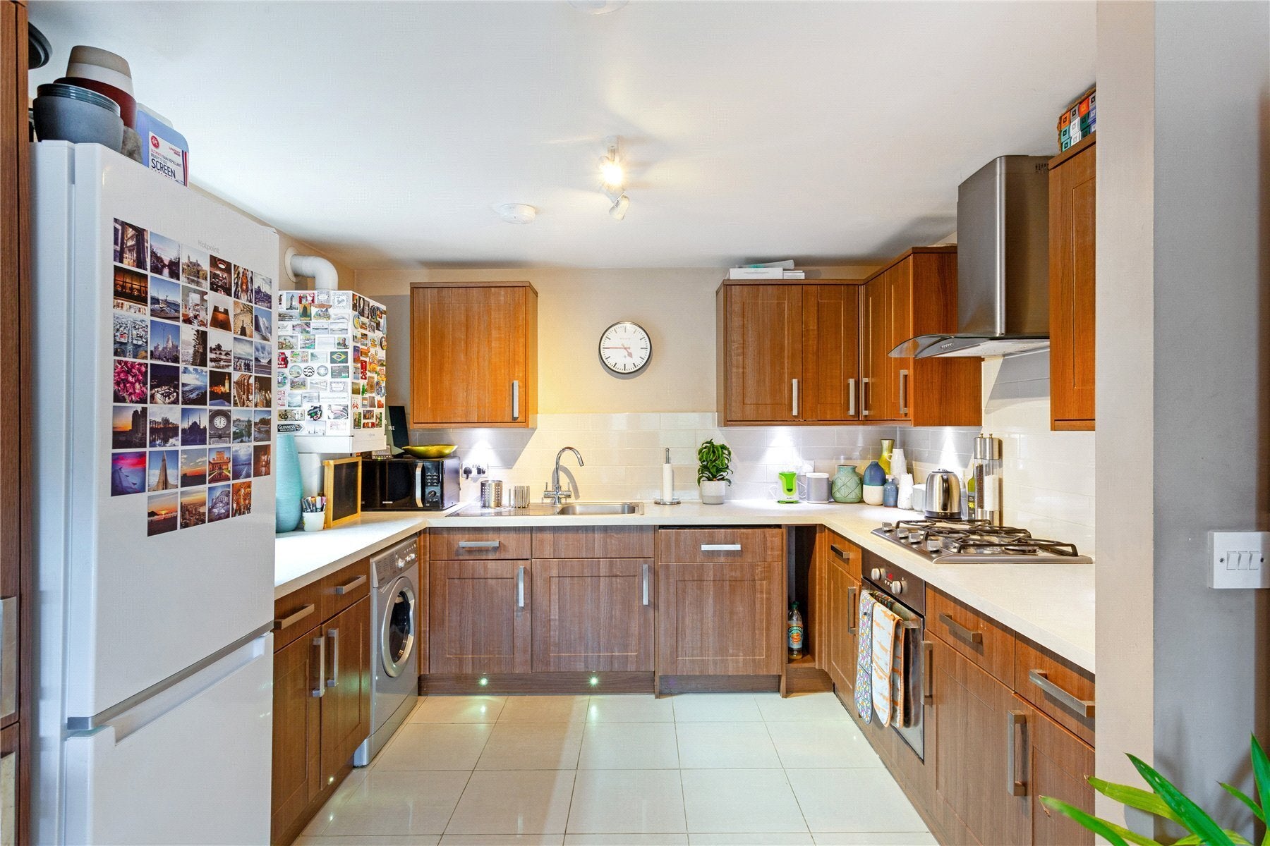 Flat Beaufort Road in Greater London