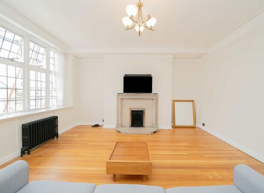 Flat Medway Street in City of Westminster
