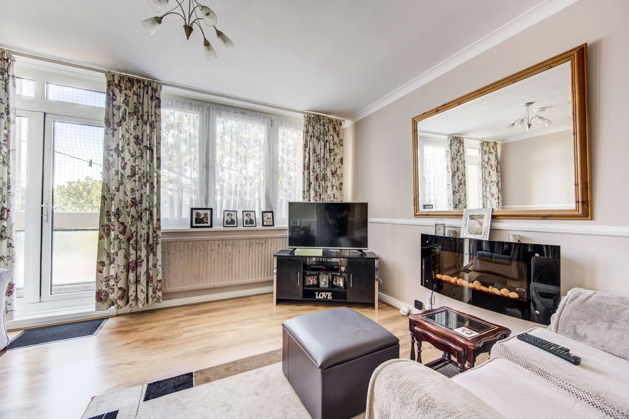Flat Jervis Road in Greater London