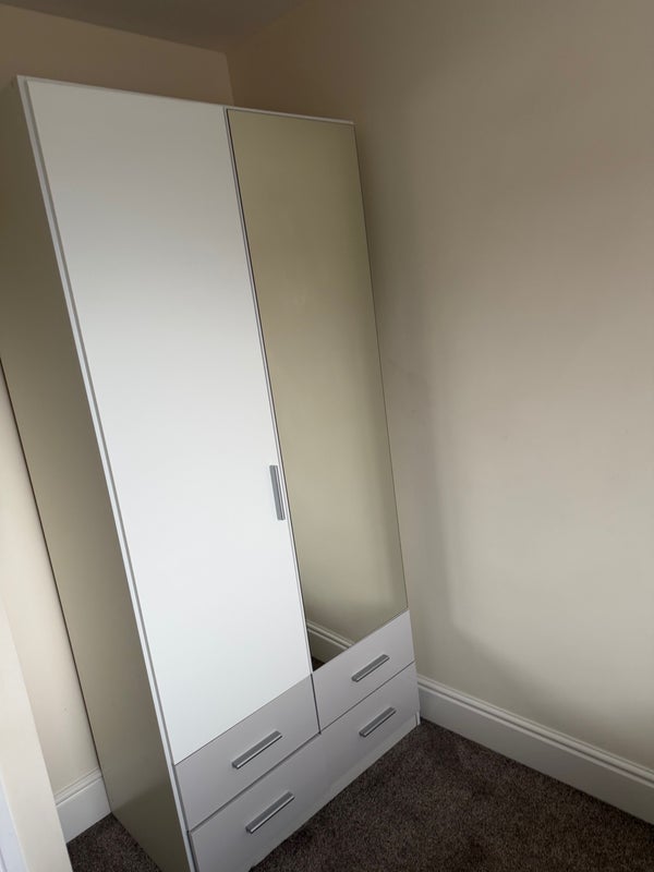 Room Proctor Drive in Weston-super-Mare
