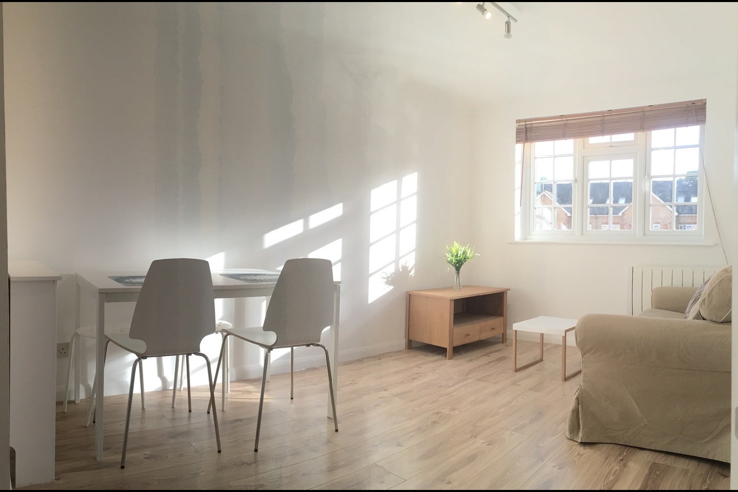 Flat Gables Close in Greater London