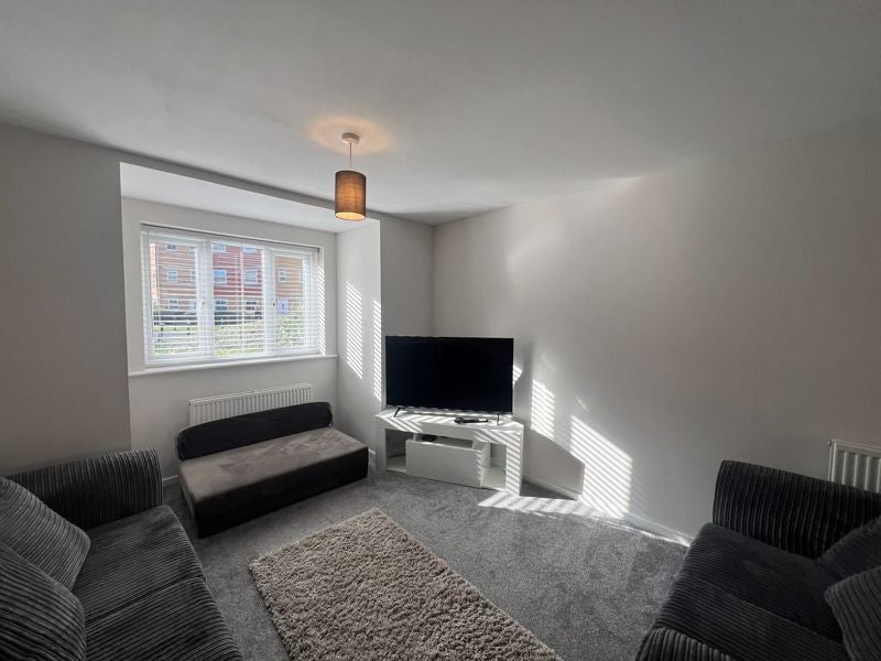 Flat Hornbeam Close in Bradley Stoke