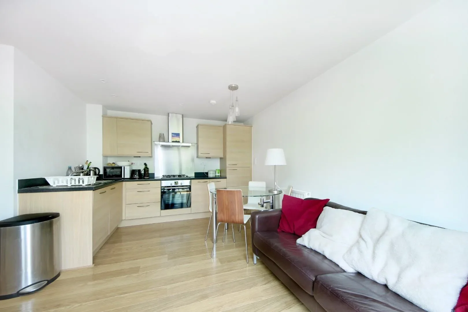 Flat Uxbridge Road in Greater London