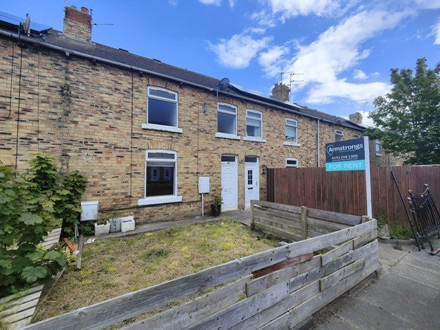 Flat Maple Street in Ashington