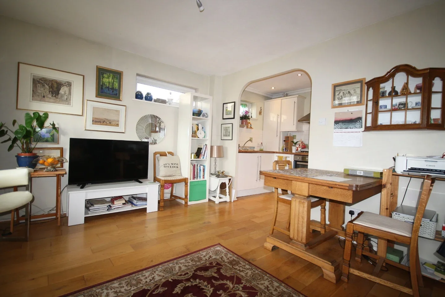 Flat Great Hivings in Chesham