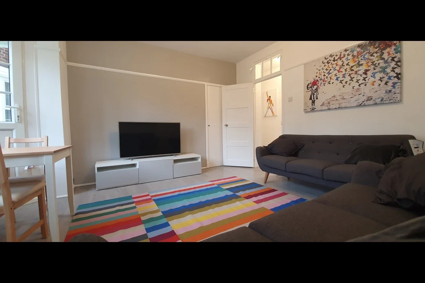 Flat Aspen Gardens in Greater London