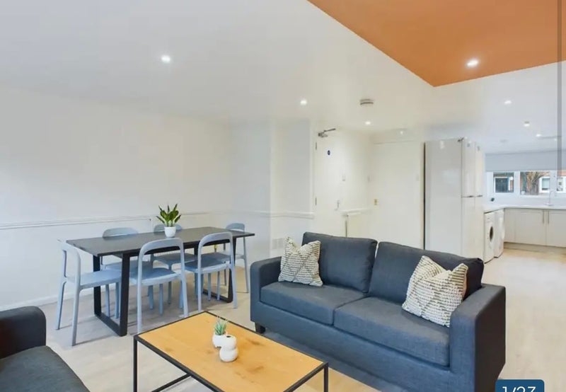 Room Sage Road in Leicester