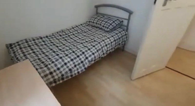 Room Queensway in City of Westminster