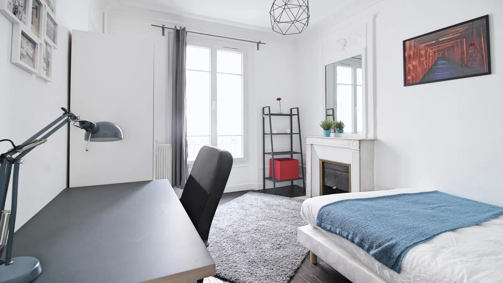 Flat Avenue Gambetta in Paris