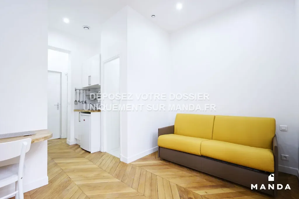 Flat Rue du Général Brunet in Paris