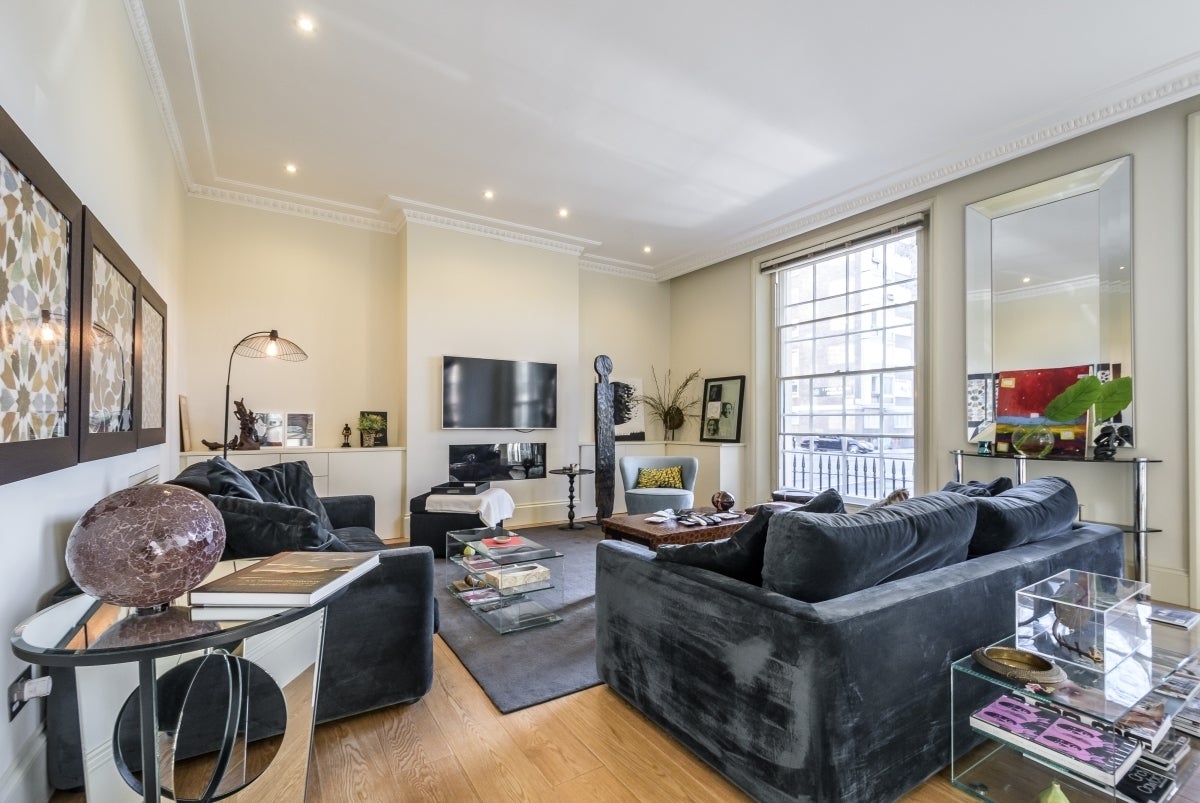 Flat Hyde Park Square in City of Westminster