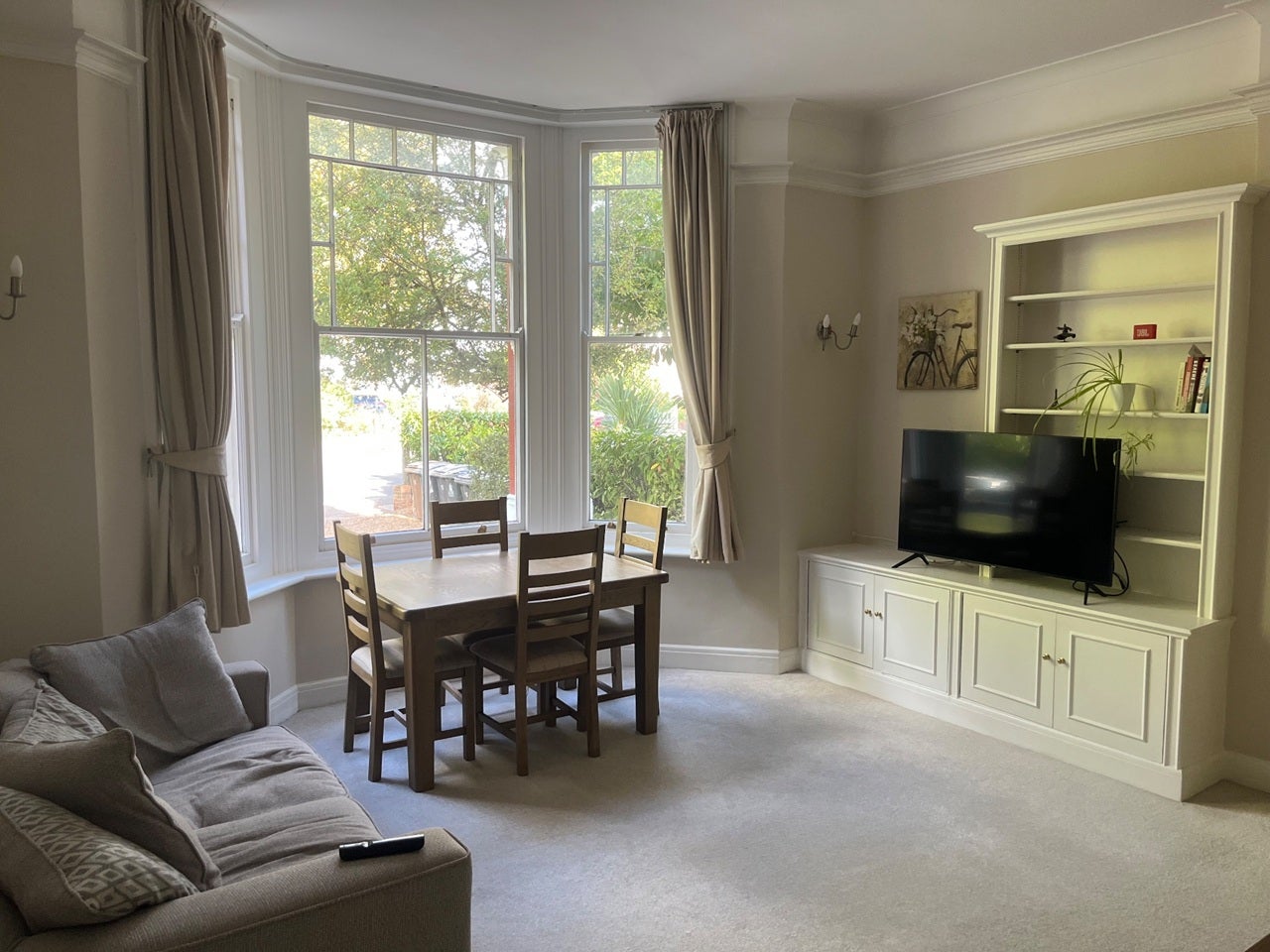 Flat Langley Avenue in Greater London