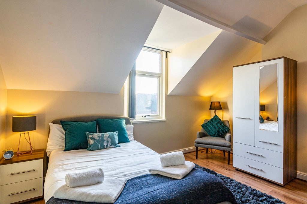 Room Musters Road in Nottingham