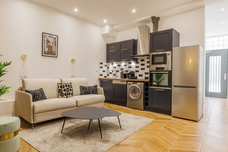 Appartement Cour de la Ferme Saint-Lazare à Paris