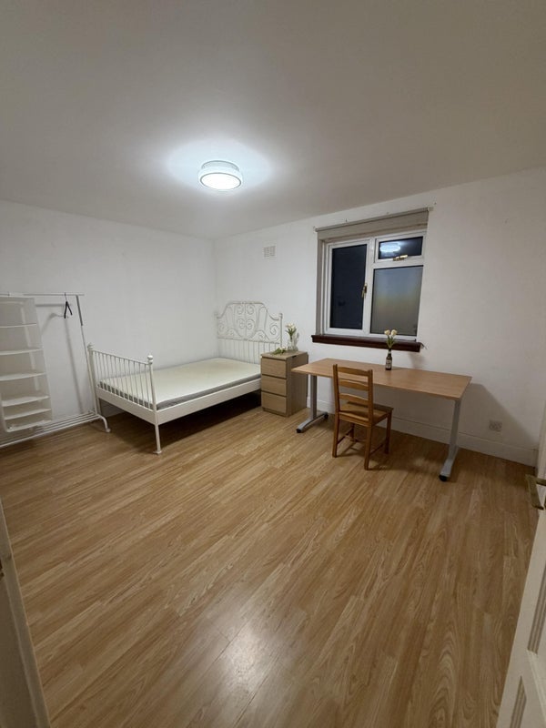 Room Hazeldean Terrace in City of Edinburgh