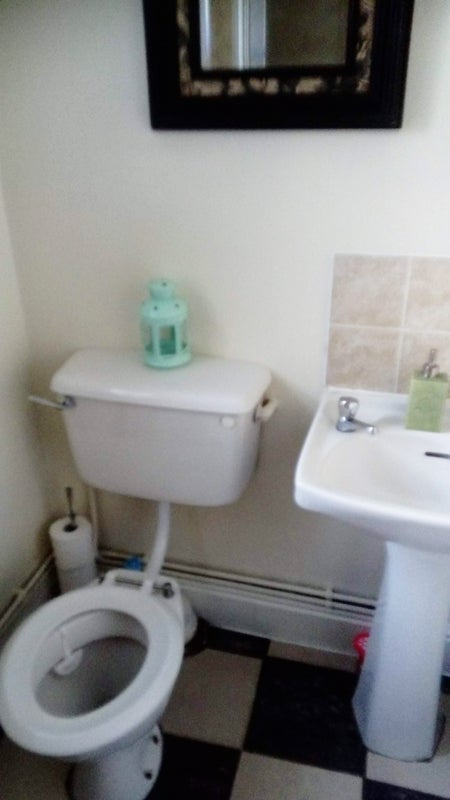 Room Lancaster Road in Greater London