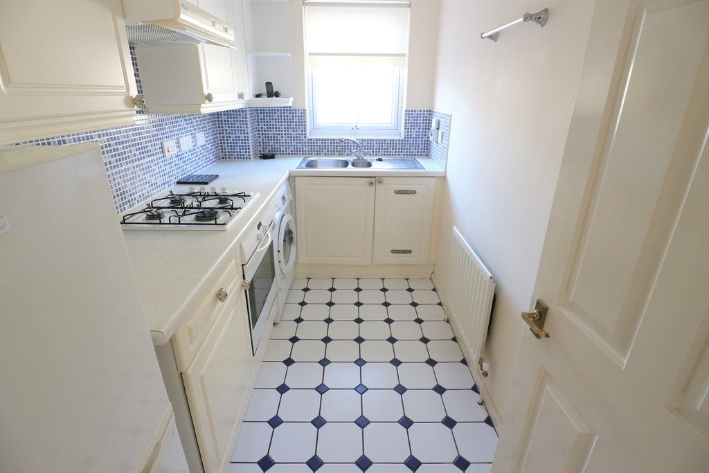 Flat The Strand in Roedean