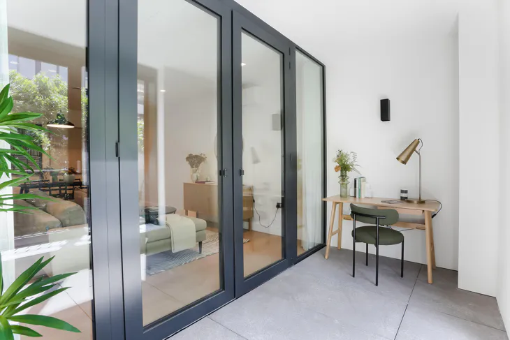 Flat Morwell Street in Greater London
