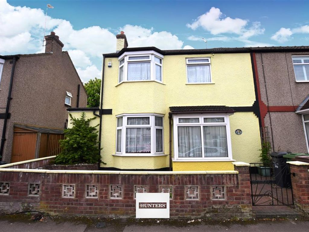 House Heath Road in London
