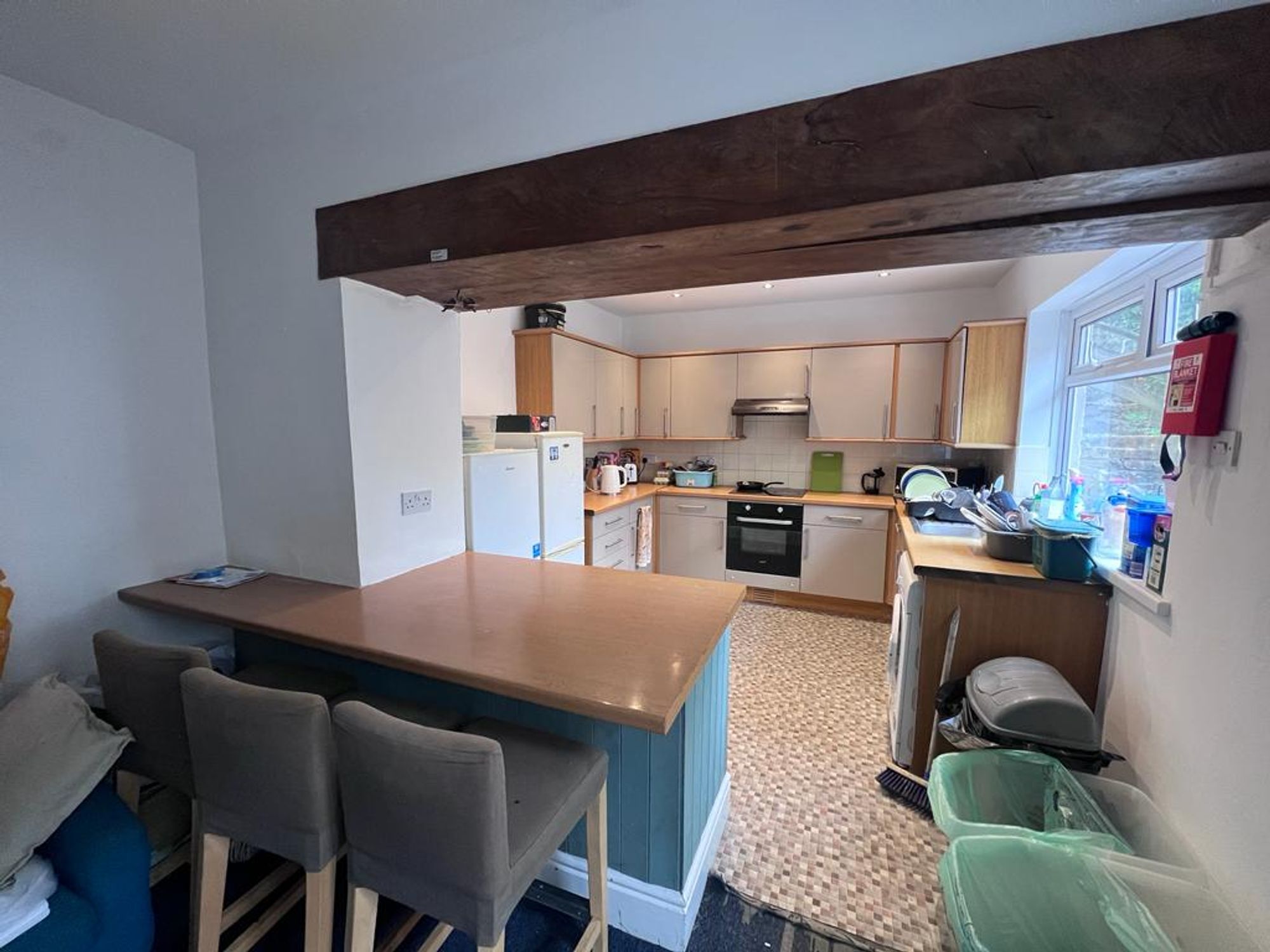 Room Vivian Road in Swansea