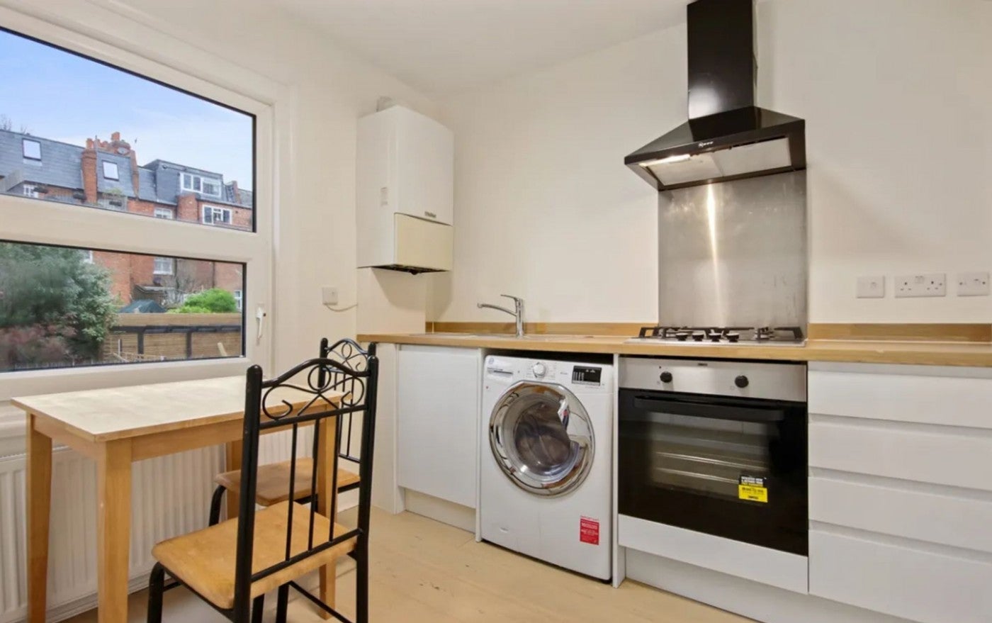 Flat Gladsmuir Road in Greater London