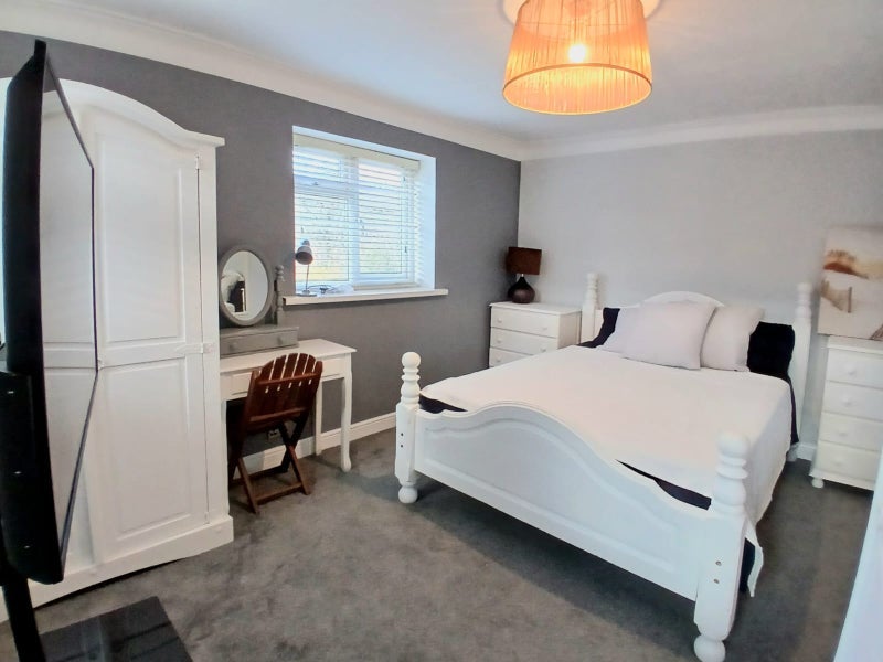Room New Row in South Kesteven