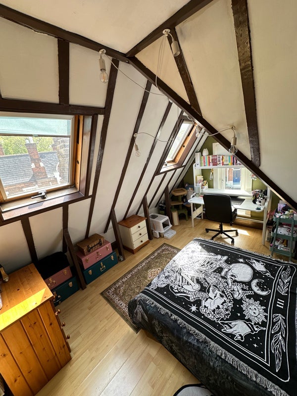 Room St. Margaret's Grove in Greater London