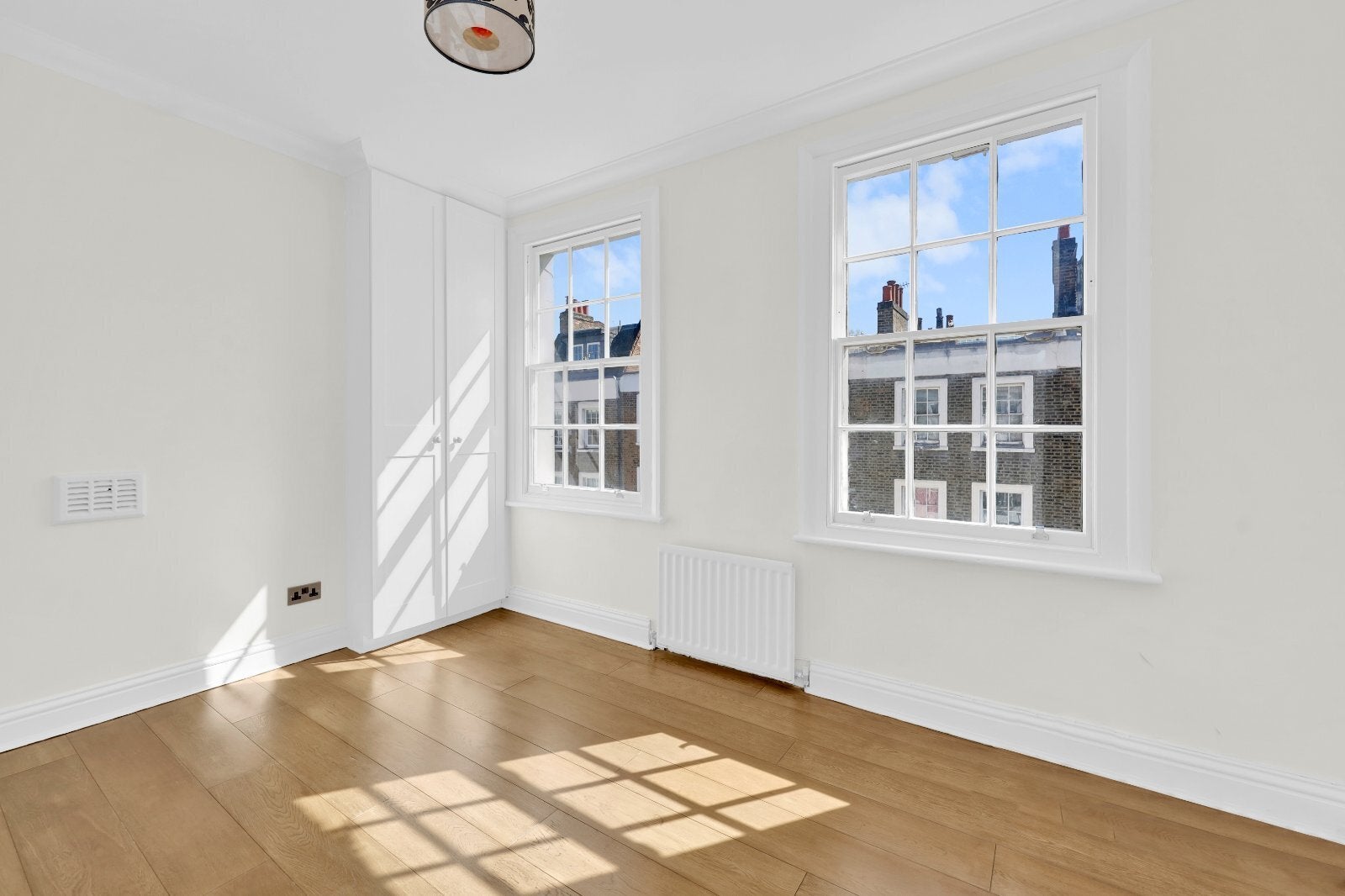 Flat Georgiana Street in Greater London