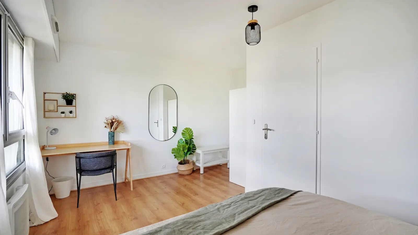 Room Rue Jean-Pierre Timbaud in Issy-les-Moulineaux