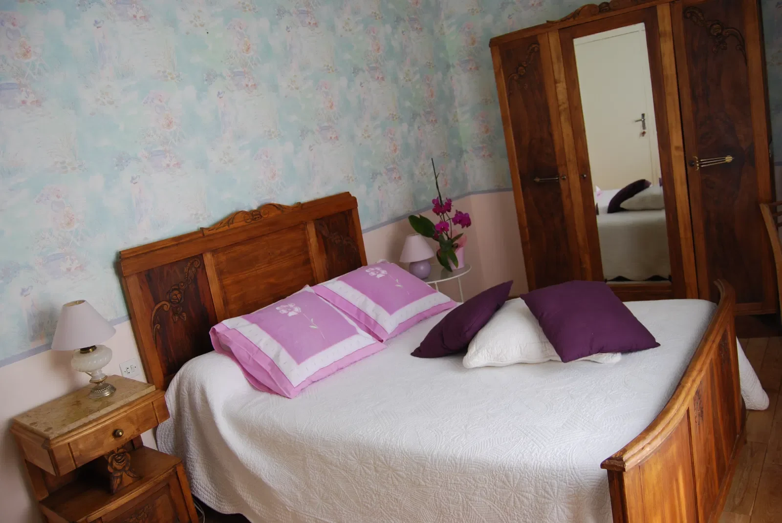 Room Route de Vergnes in Villeréal