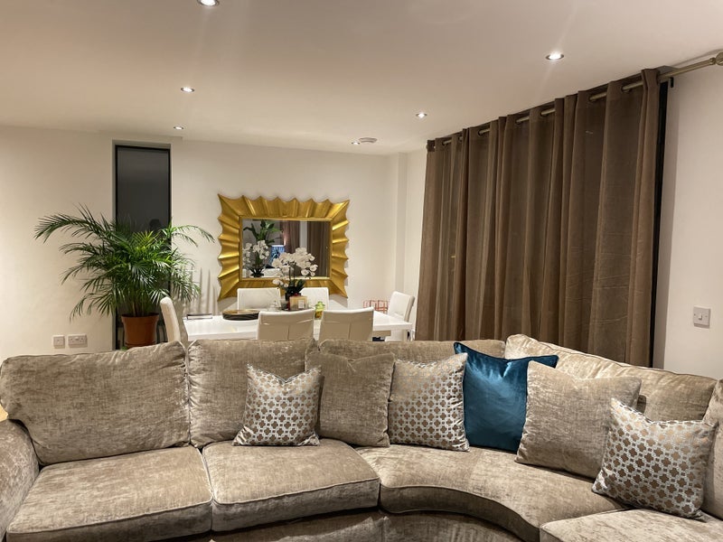 Room Uxbridge Road in Greater London