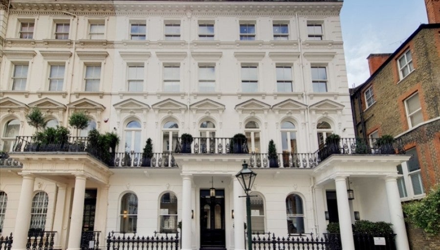 Flat Prince of Wales Terrace in Greater London