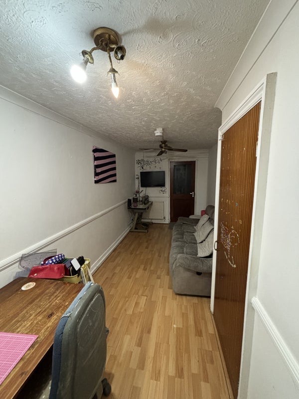 Room Gawsworth Close in Greater London