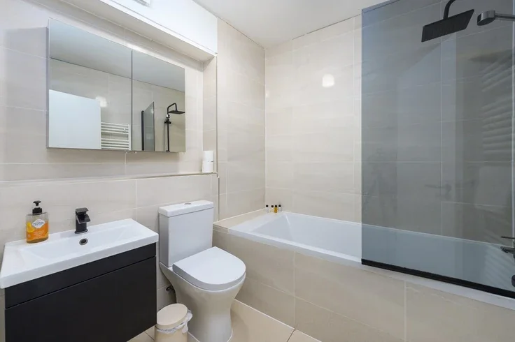 Flat Seward Street in Greater London