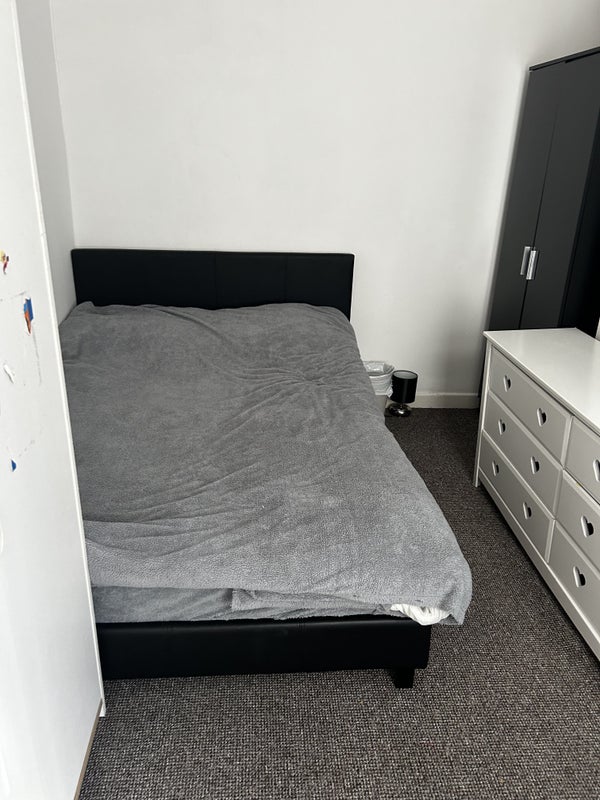 Room Russell Street in Manchester