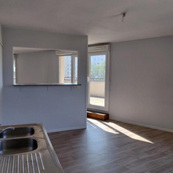 Flat Rue Lamartine in Roussillon
