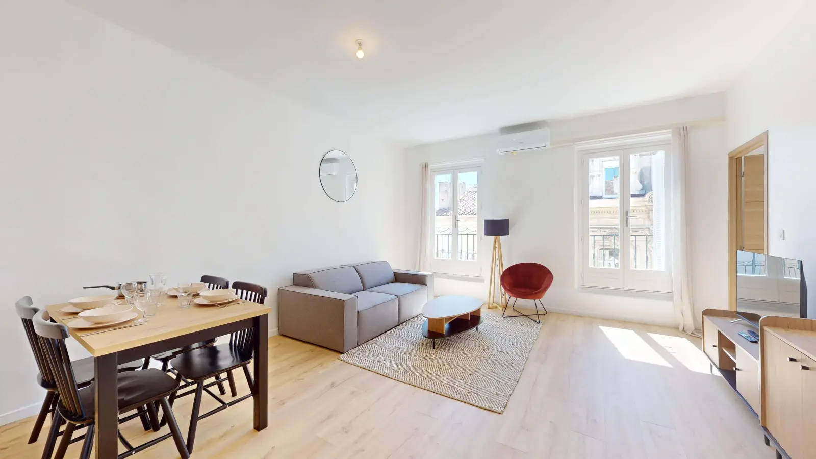 Appartement Rue Sylvabelle Robert de Vernejoul à Marseille