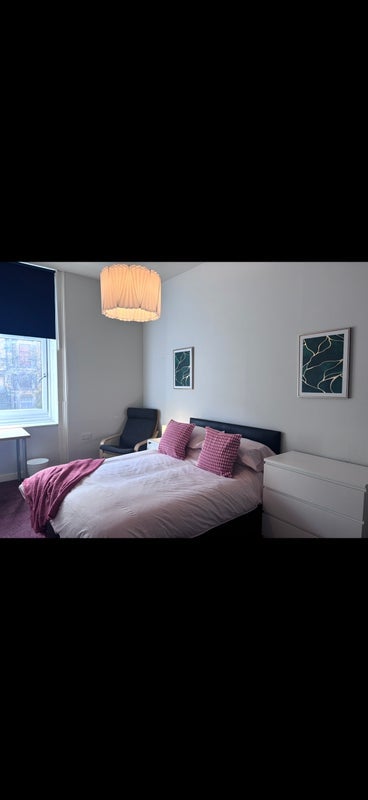Room Kersland Street in Glasgow