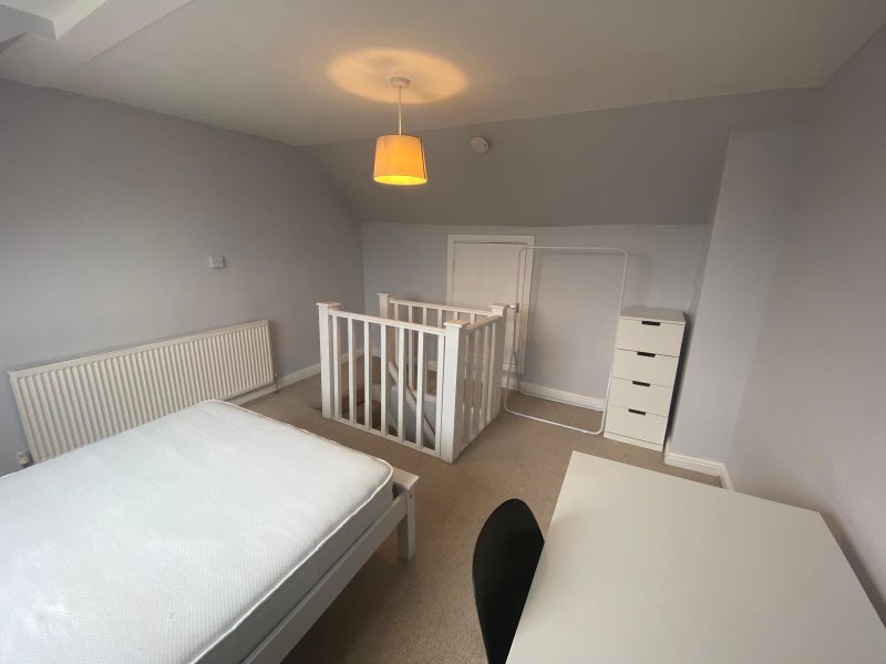 Room Bickerton Road in Sheffield