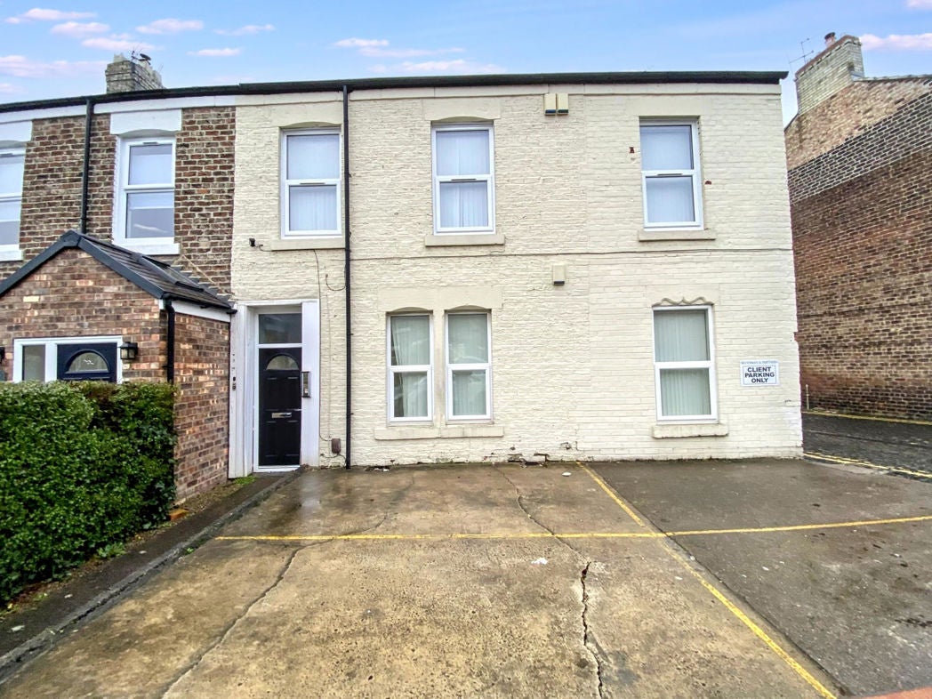 Flat Elsdon Road in Newcastle upon Tyne