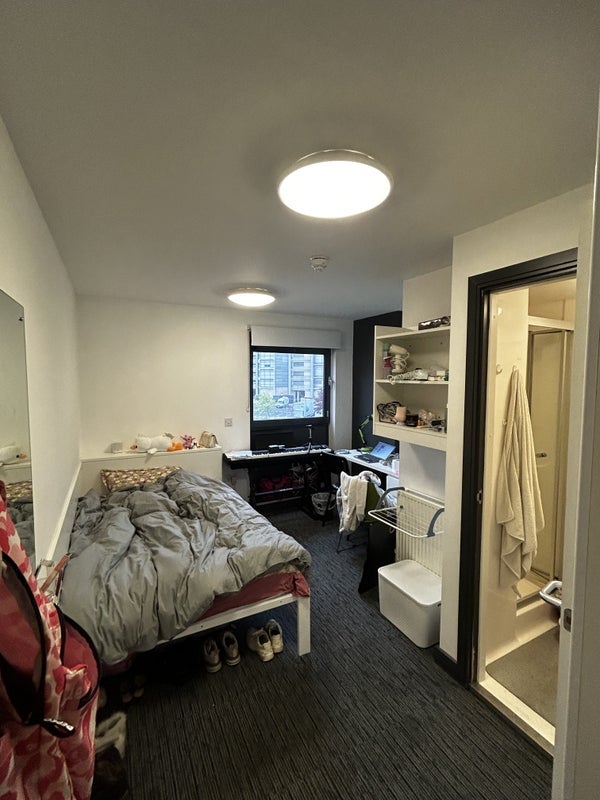 Room Pitt Street in Newcastle upon Tyne