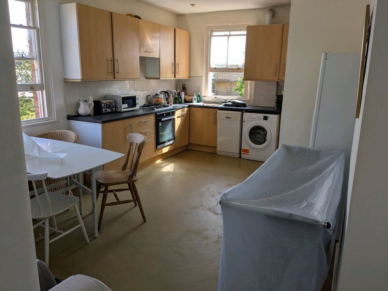 Room Lyham Road in Greater London